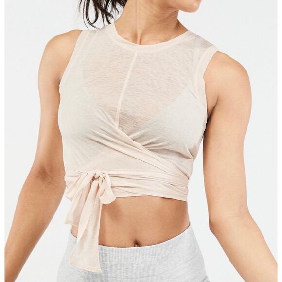 NWT FABLETICS Ryan Tie Up Crop Tank in Pink Cloud - Picture 1 of 5